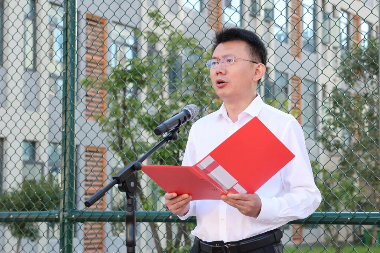 1a0078362bfe98b8052780d0ec928ba7.jpg