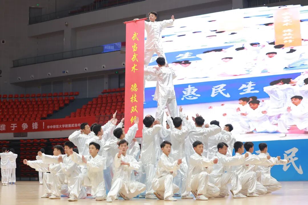 8d6f8ebee9de4050b7cc32617385b3f5.jpg