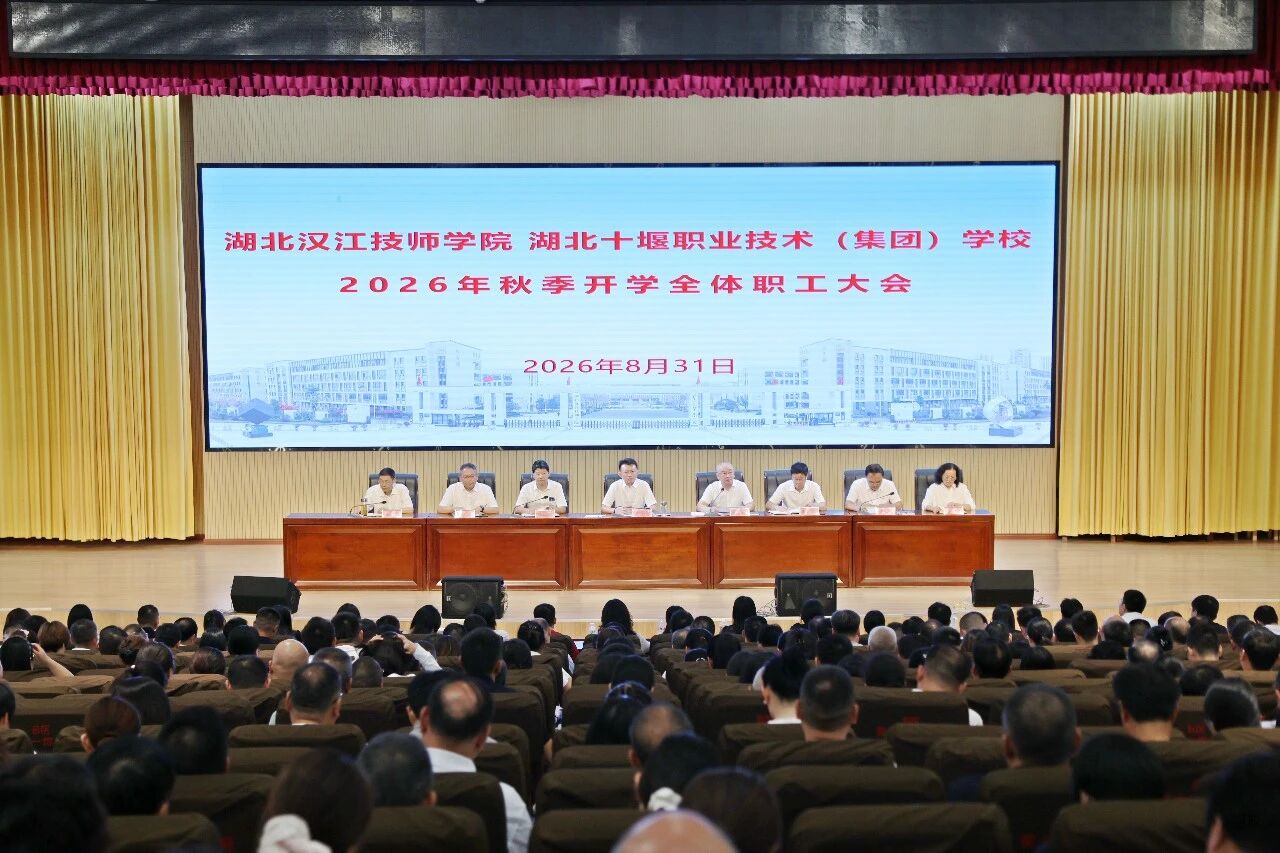 584be79cfb2a2d4cb7aca471e14e8207.jpg