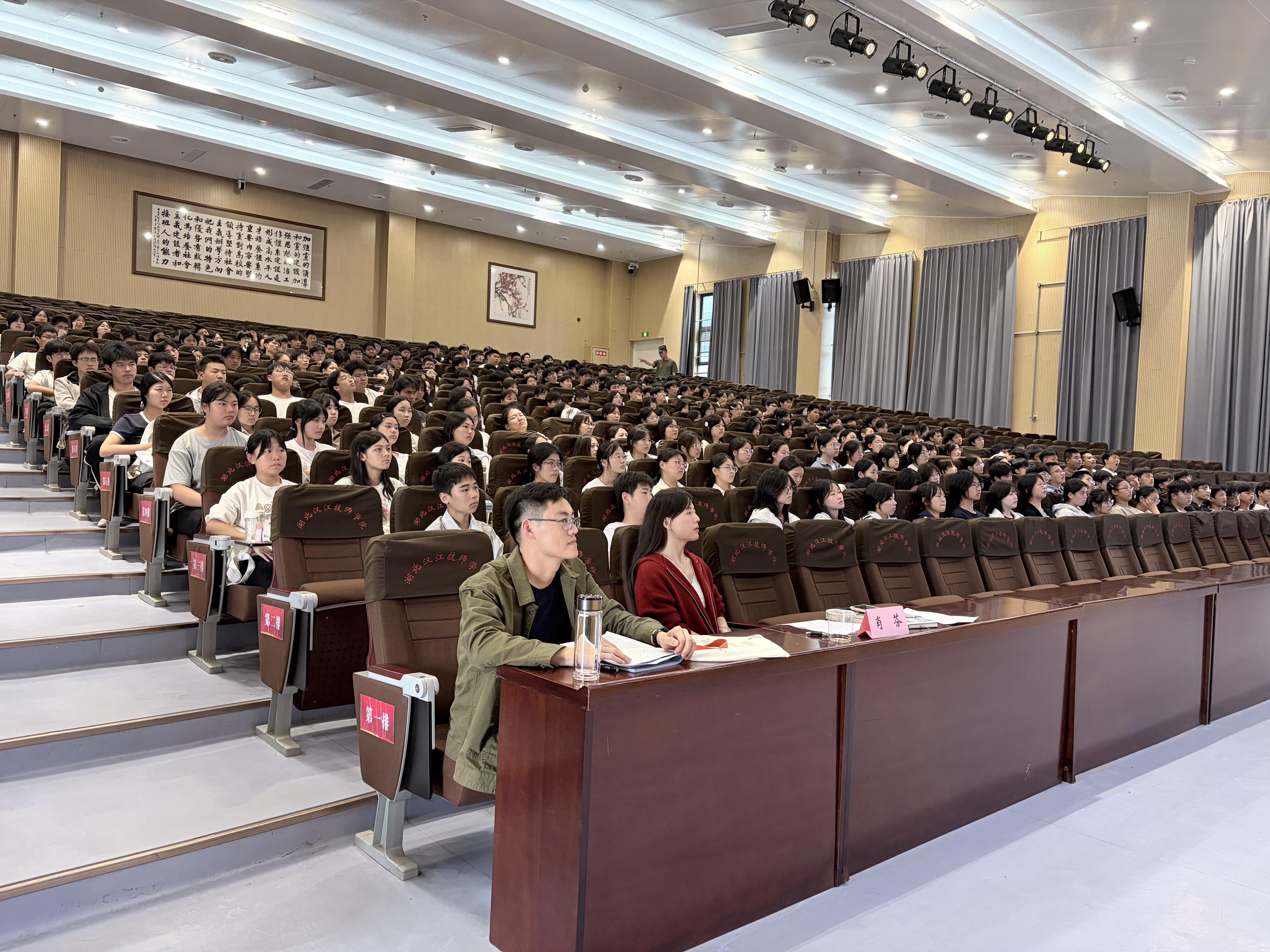 cc362871ecef6c96402f40175fa98c8e.jpg
