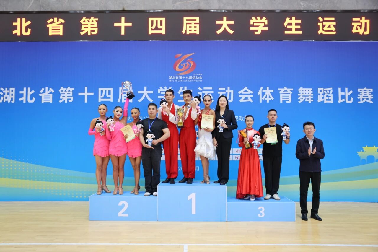 1af11bbf3cb924f4018d3613fdd8d81e.jpg